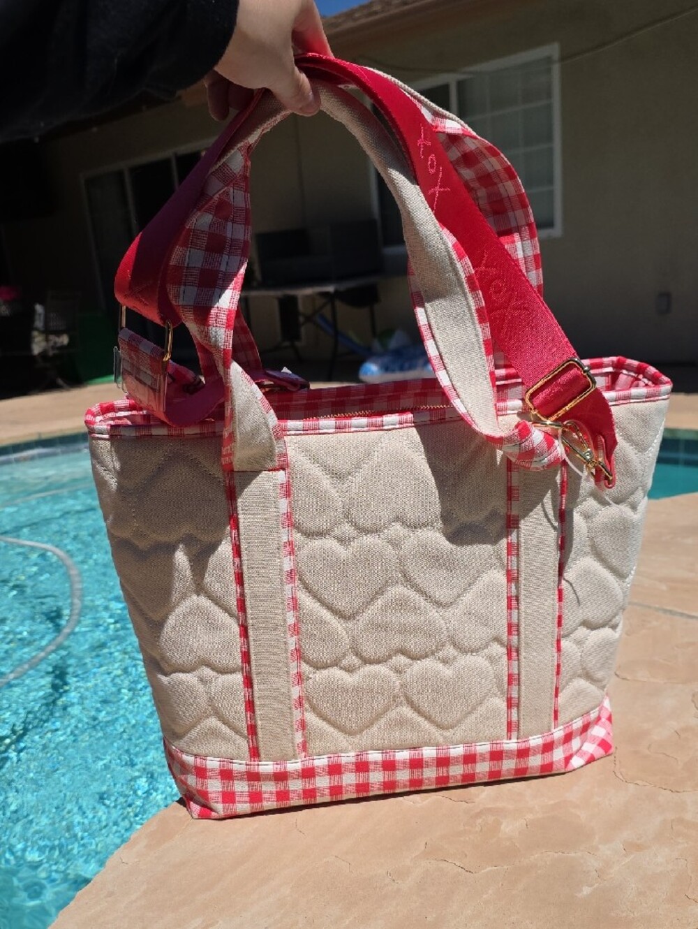 Betsey Johnson Beige & Pink Watermelon Laptop Bag 🍉 - Picture 2 of 9